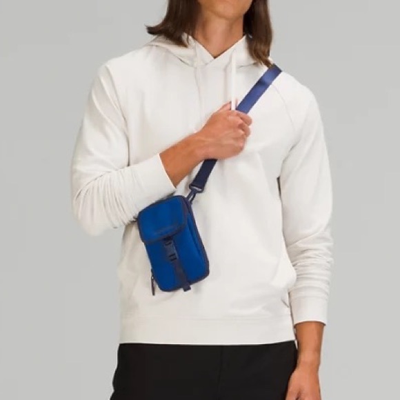 NWT Lululemon Zip-Top Crossbody, Symphony Blue/Night Sea - Picture 5 of 7